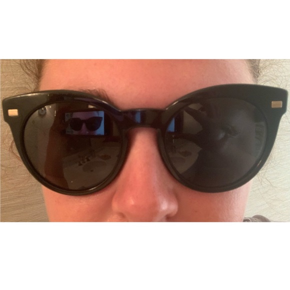 Oliver Peoples Dore Sunglasses - Picture 7 of 10